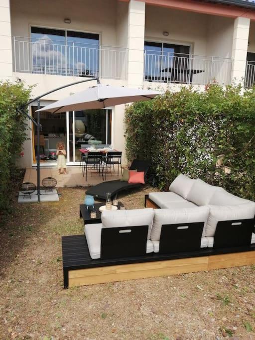Olonzac Le Soleil D Eugenie Appartement Dans Residence Avec Piscine Commune Pres De Carcassonne מראה חיצוני תמונה