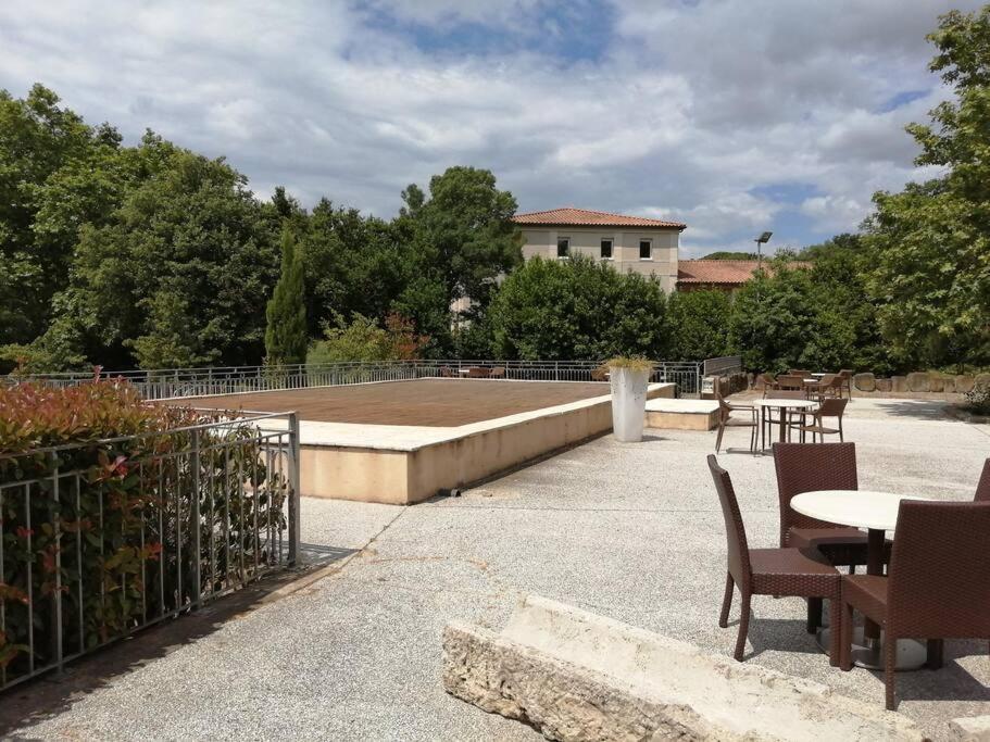 Olonzac Le Soleil D Eugenie Appartement Dans Residence Avec Piscine Commune Pres De Carcassonne מראה חיצוני תמונה