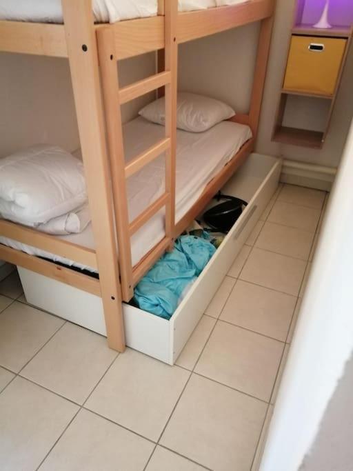 Olonzac Le Soleil D Eugenie Appartement Dans Residence Avec Piscine Commune Pres De Carcassonne מראה חיצוני תמונה