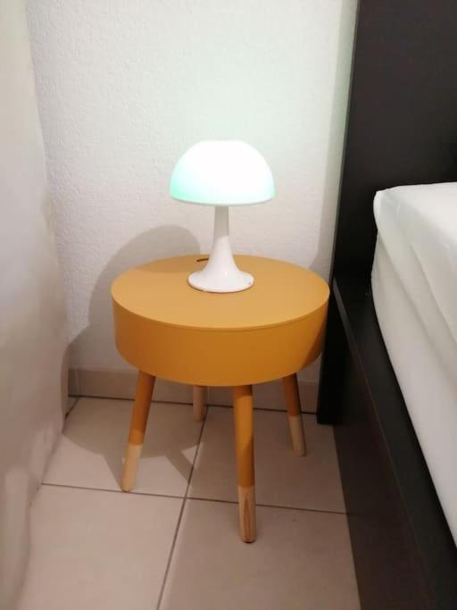 Olonzac Le Soleil D Eugenie Appartement Dans Residence Avec Piscine Commune Pres De Carcassonne מראה חיצוני תמונה